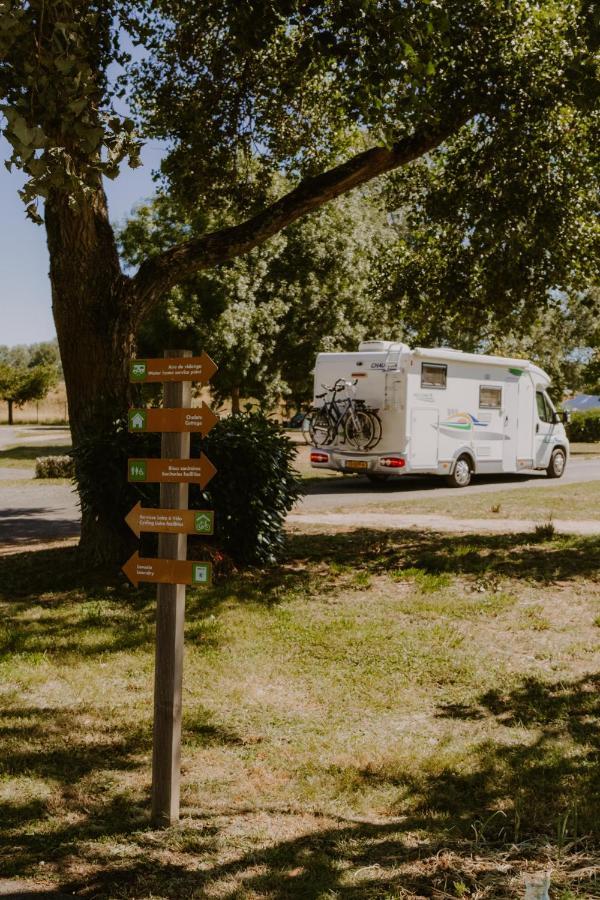 Camping Onlycamp Tours Val De Loire سانت-آفيرتين المظهر الخارجي الصورة